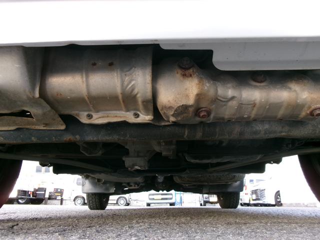 サンバーバン 　４ＷＤ　トランスポーター　５速マニュアルミッショ　エアコン　パワステ　パワーウィンドウ　エアーバック　キーレス　外装仕上げ済み　リースアップ車（21枚目）