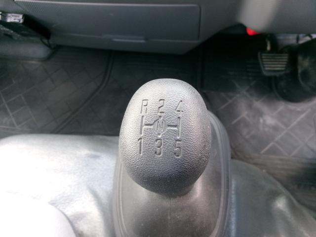 タイタントラック 　２ｔ低床平ボディ　エアコン　パワステ　パワーウィンドウ　エアーバック　５速マニュアルミッショ　ＡＢＳ　電格ミラー　キーレス　ＨＳＡ　ＥＴＣ　外装仕上げ済み　リースアップ車（18枚目）