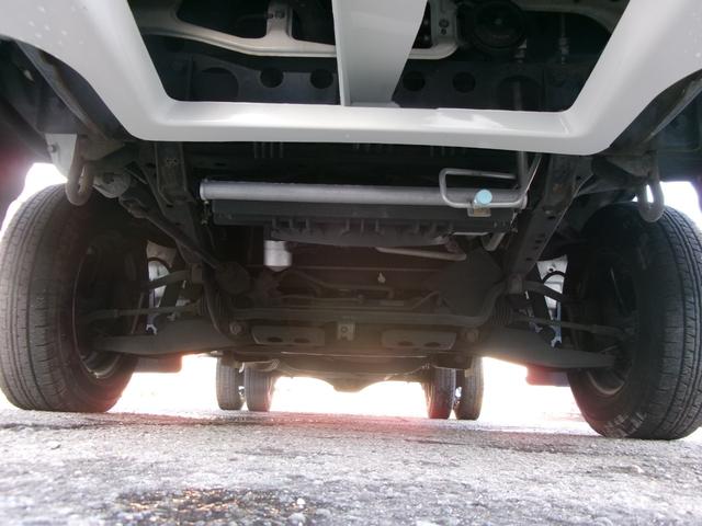 ボンゴトラック 　１ｔ低床Ｗタイヤ平ボディ　エアコン　パワステ　パワーウィンドウ　エアーバック　５速マニュアルミッショ　集中ロック　電動ミラー　２人乗り　１，８００ｃｃガソリン車　外装仕上げ済み　リースアップ車（20枚目）