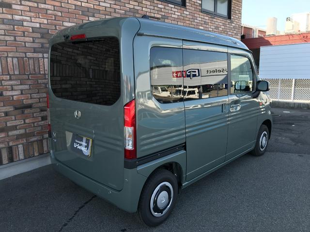 Ｎ－ＶＡＮ ファン　当社デモカー　８インチナビＴＶ　フロントシートアームレスト　充電用ＵＳＢジャック（8枚目）