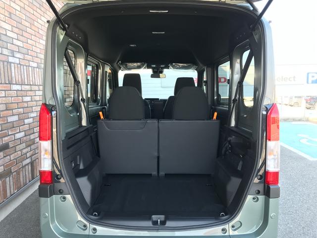 Ｎ－ＶＡＮ ファン　当社デモカー　８インチナビＴＶ　フロントシートアームレスト　充電用ＵＳＢジャック（25枚目）