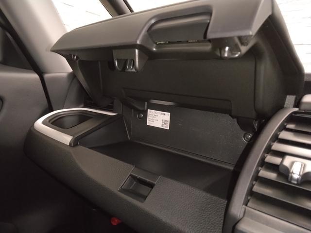 フィット ｅ：ＨＥＶホーム　１年保証　弊社下取車　８インチナビＴＶ　ドラレコ　アルミホイール　ＥＴＣ（20枚目）