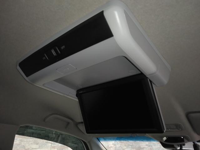 フリード Ｇブラックスタイル　弊社下取車　２年保証　９インチナビＴＶ　リア席モニター　両側パワースライドドア　ＥＴＣ　シートヒーター（16枚目）