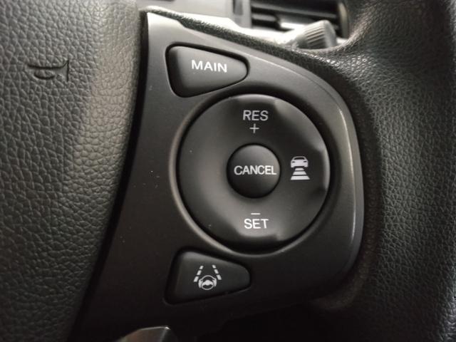 フリード Ｇブラックスタイル　弊社下取車　２年保証　９インチナビＴＶ　リア席モニター　両側パワースライドドア　ＥＴＣ　シートヒーター（28枚目）