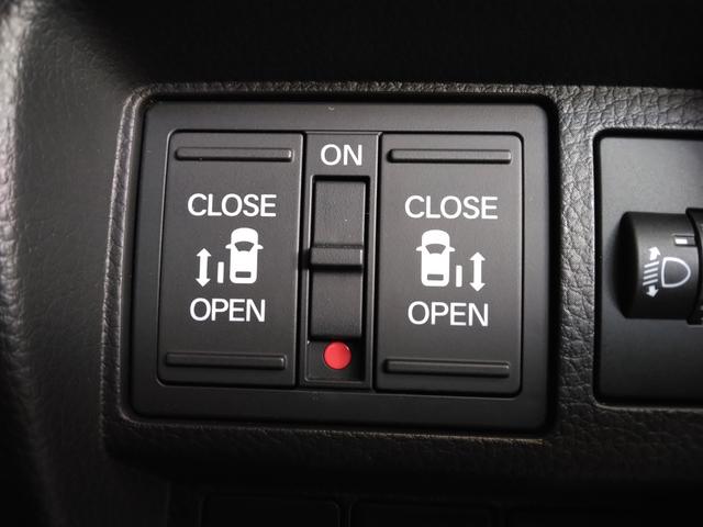 ステップワゴン ｅ：ＨＥＶスパーダ　２年保証　弊社下取車　８人乗り　８インチコネクトナビ　ドラレコ前後　ルーフコンソール　両側パワースライドドア　ＥＴＣ（16枚目）