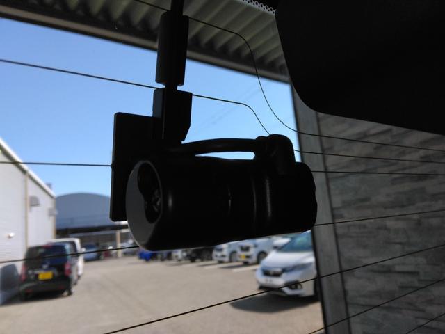 ステップワゴン ｅ：ＨＥＶスパーダ　２年保証　弊社下取車　８人乗り　８インチコネクトナビ　ドラレコ前後　ルーフコンソール　両側パワースライドドア　ＥＴＣ（19枚目）