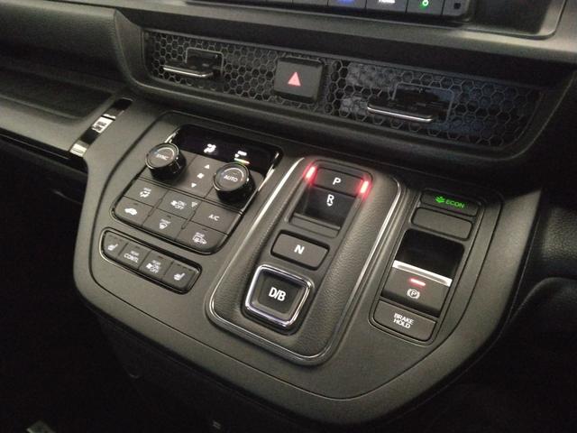 ステップワゴン ｅ：ＨＥＶスパーダ　２年保証　弊社下取車　８人乗り　８インチコネクトナビ　ドラレコ前後　ルーフコンソール　両側パワースライドドア　ＥＴＣ（20枚目）