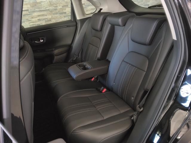 ＺＲ－Ｖ ｅ：ＨＥＶＺ　弊社下取車　２年保証　４ＷＤ　コネクトディスプレー　ドラレコ前後　ＢＳＩ、後退出庫サポートレス　プレミアムサウンドシステム（12枚目）