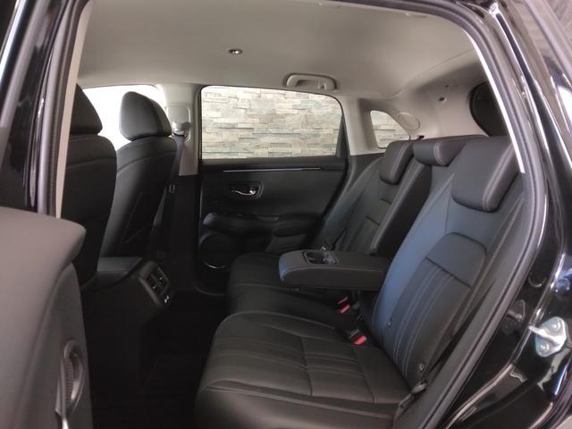 ＺＲ－Ｖ ｅ：ＨＥＶＺ　弊社下取車　２年保証　４ＷＤ　コネクトディスプレー　ドラレコ前後　ＢＳＩ、後退出庫サポートレス　プレミアムサウンドシステム（14枚目）