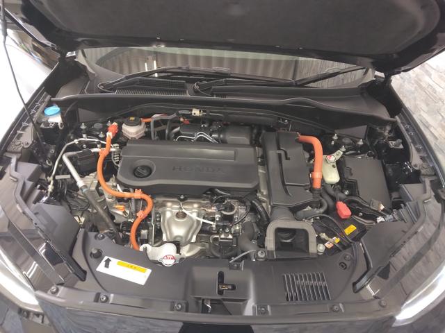 ＺＲ－Ｖ ｅ：ＨＥＶＺ　弊社下取車　２年保証　４ＷＤ　コネクトディスプレー　ドラレコ前後　ＢＳＩ、後退出庫サポートレス　プレミアムサウンドシステム（43枚目）