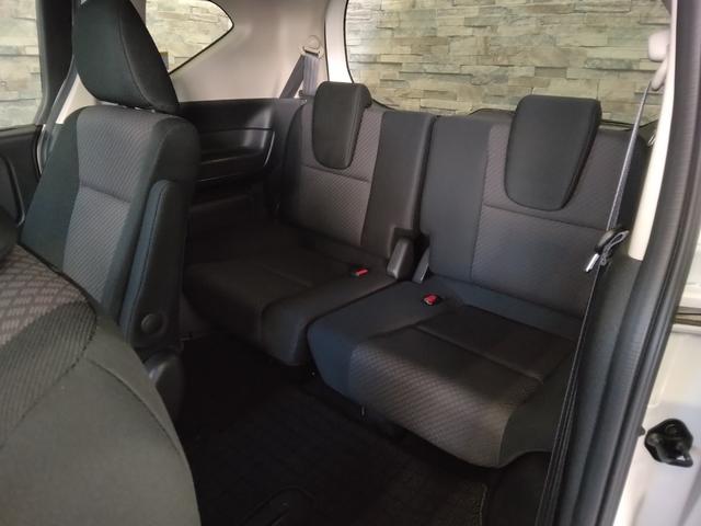 フリードハイブリッド ハイブリッド・Ｇブラックスタイル　２年保証　弊社下取車　６人乗り　９インチナビＴＶ　シートヒーター　ＥＴＣ　両側パワースライドドア（11枚目）