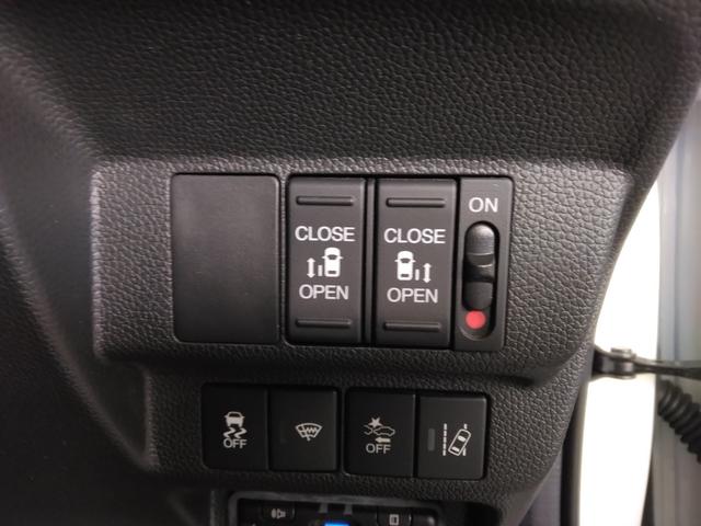 フリードハイブリッド ハイブリッド・Ｇブラックスタイル　２年保証　弊社下取車　６人乗り　９インチナビＴＶ　シートヒーター　ＥＴＣ　両側パワースライドドア（17枚目）