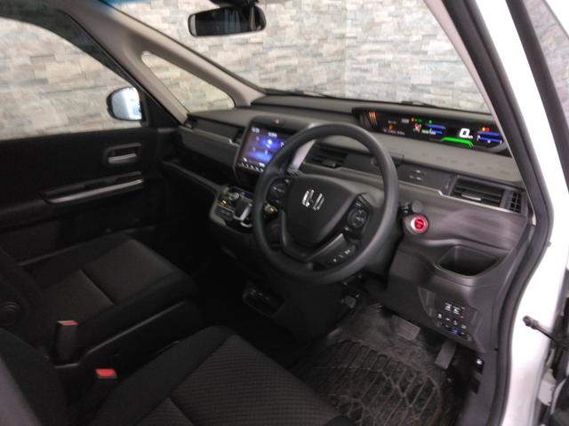 フリードハイブリッド ハイブリッド・Ｇブラックスタイル　２年保証　弊社下取車　６人乗り　９インチナビＴＶ　シートヒーター　ＥＴＣ　両側パワースライドドア（24枚目）