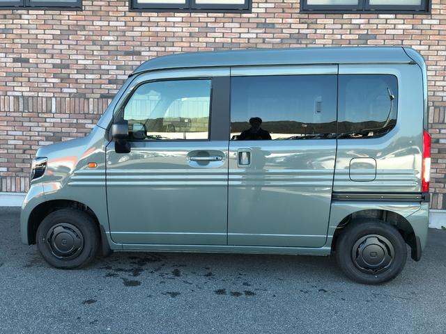 Ｎ－ＶＡＮ ファン・ターボ　当社デモカー　ディスプレイオーディオ　ブラックグリル　ブラックエンブレム（6枚目）