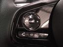 ステアリングリモコン付きでオーディオ操作が可能です♪
