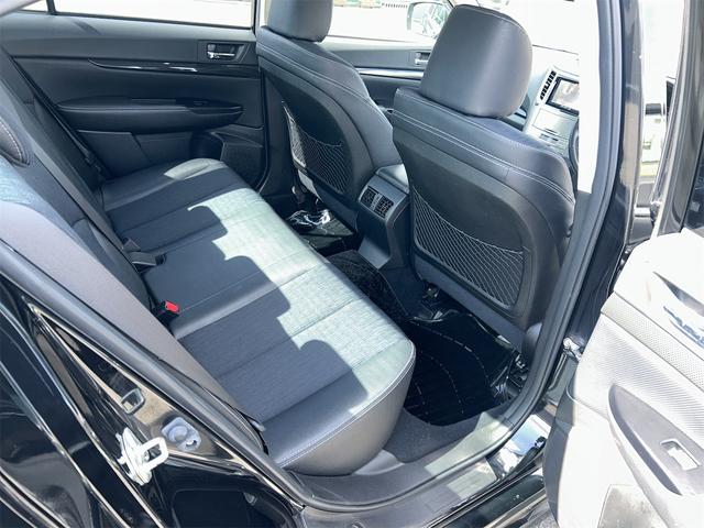 レガシィＢ４ ２．５ｉアイサイトＢスポーツ　Ｇパッケージ．ナビ．フルセグＴＶ．ＥＴＣ．ドラレコ．４ＷＤ．パワーシート．ハーフレザーシート．クルーズコントロール．ＭＴモード付（22枚目）