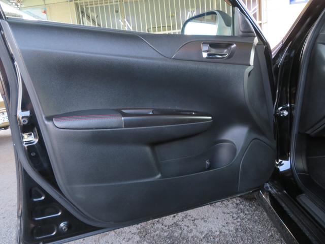 インプレッサ ＷＲＸ　ＳＴＩ　Ａライン　外イクリプスナビ　バックモニター　フルセグＴＶ　Ｂｌｕｅｔｏｏｔｈ　ＥＴＣ　スマートキープッシュエンジンスタート（16枚目）
