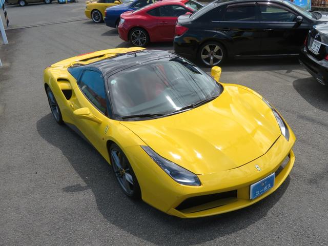 ４８８スパイダー ベースグレード　正規ディーラー車　左ハンドル　ツートンエクステリア　フロントリフトシステム　ＬＥＤカーボンステアリング　２０インチマッドグリジオコルサ　リアパーキングカメラ　　スペアキー、取説、保証書、充電器（27枚目）