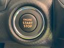 キーレスプッシュスタートシステムはカギを出さずにエンジン始動が可能です。　＊ブレーキを踏んでボタンを押すと、エンジンがかかります。