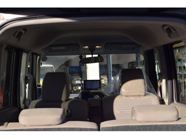 Ｎ－ＢＯＸ Ｇ　ポータブルナビ　ＣＤチューナー　ＥＴＣ　ドラレコ前方録画　修復歴無し　整備保証付き　横滑り防止装置　スマートキー　プッシュスタート　電動格納ミラー　パワーウィンドウ　パワーステアリング（6枚目）