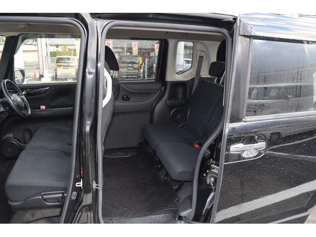 Ｎ－ＢＯＸカスタム Ｇ　ＳＳパッケージ　ＧＳＳパッケージ／地デジナビ／ワンセグ／ＣＤ／ＤＶＤ／両側パワースライドドア／ディスチャージヘッドライト／オートライト／アイドリングストップ／スマートキー（32枚目）