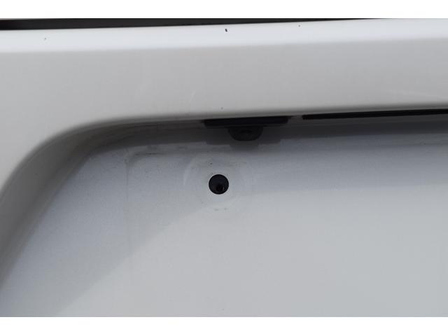 �O���̓��b�N�X�����A�����͎����N���[�j���O�𕽋ςP�T�ԂقǊ|���Ď��{���Ă���܂��B�����ȏ�Ԃł���蒸����l�ɐS�|���Ă���܂��B