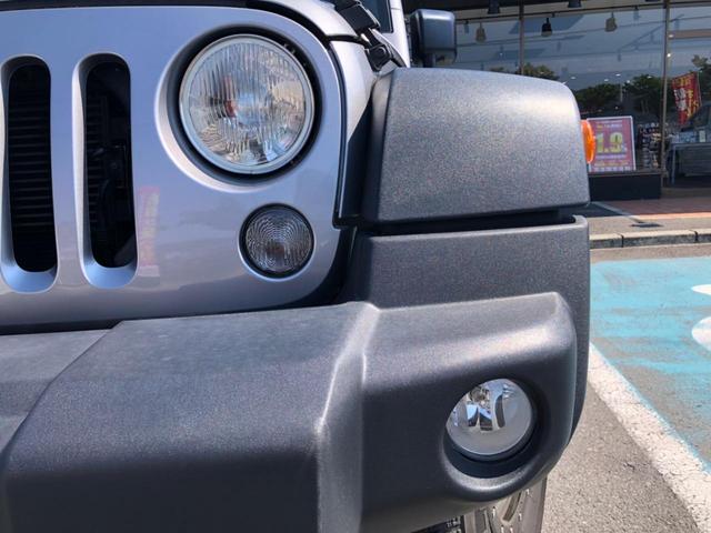 ジープ・ラングラーアンリミテッド - クライスラー・ジープ スポーツ