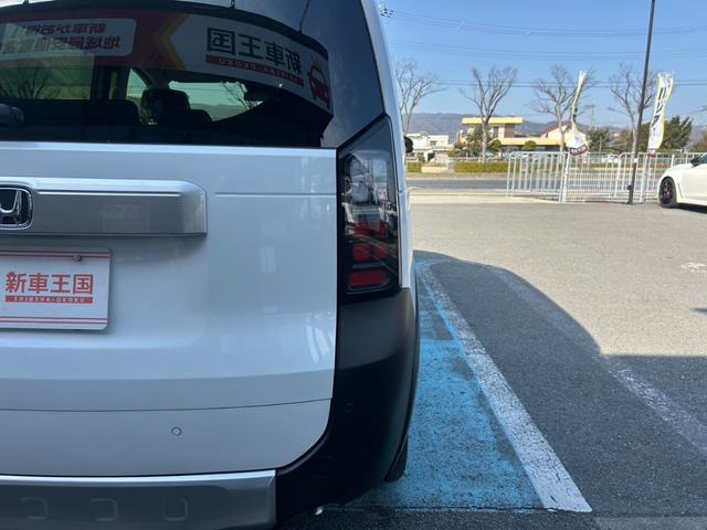 フリード クロスター　ブラインドスポットモニター／両側電動スライドドア／ＬＥＤヘッドライト／純正アルミホイール／登録済未使用車／禁煙車両／アダクティブクルーズコントロール／シートヒーター／オートライト／コーナーセンサー（20枚目）