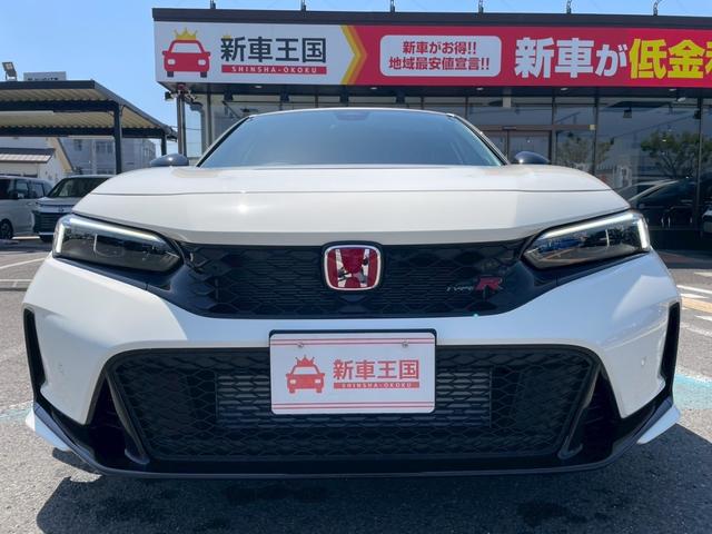 シビック タイプＲ　純正ホンダコネクトナビ／バックカメラ／フルセグＴＶ／ブラインドスポットモニター／純正１９インチアルミ／ＬＥＤヘッドライト／クルーズコントロール／ＥＴＣ車載器／ステアリングリモコン／ホンダセンシング（4枚目）