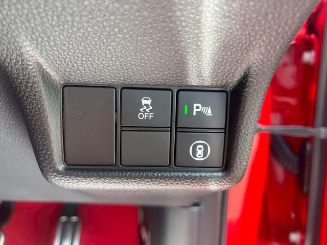 シビック タイプＲ　登録済未使用車／禁煙車／純正ホンダコネクトナビ／バックカメラ／ＬＥＤヘッドライト／クルーズコントロール／ＥＴＣ車載器／フルセグＴＶ／Ｂｌｕｅｔｏｏｔｈ／ステアリングリモコン／ホンダセンシング（37枚目）
