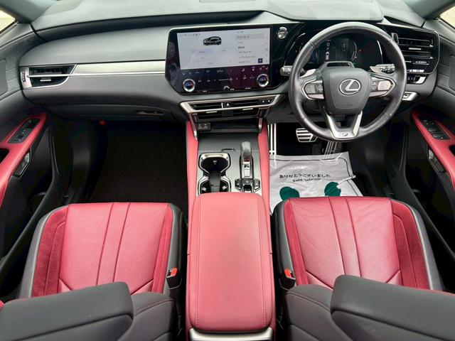 ＲＸ ＲＸ５００ｈ　Ｆスポーツパフォーマンス　マクレビ／寒冷地仕様／ＴＲＤマフラー／ＴＲＤダイナミクスエアロ／２１インチＡＷ／輻射ヒータ／オレンジキャリパー／ＨＤＭＩポート／ワイヤレス充電／パノラマルーフ／ルーフレール／デジタルインナーミラー（12枚目）