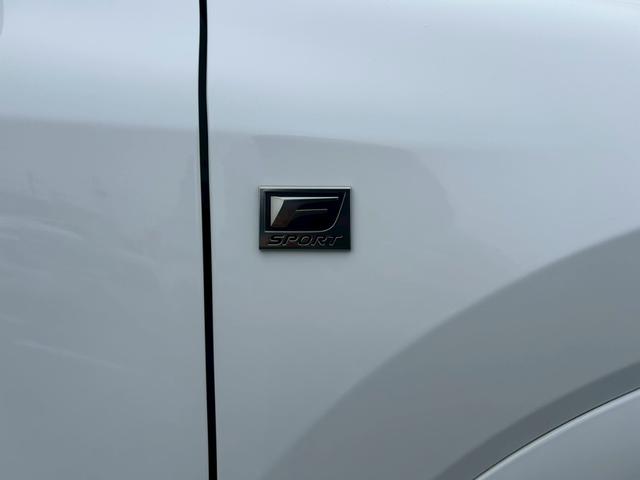 ＲＸ ＲＸ５００ｈ　Ｆスポーツパフォーマンス　マクレビ／寒冷地仕様／ＴＲＤマフラー／ＴＲＤダイナミクスエアロ／２１インチＡＷ／輻射ヒータ／オレンジキャリパー／ＨＤＭＩポート／ワイヤレス充電／パノラマルーフ／ルーフレール／デジタルインナーミラー（27枚目）