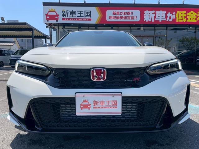 シビック タイプＲ　ワンオーナー／禁煙車／バックカメラ／ホンダセンシング／ホンダコネクトディスプレイ／デジタルグラフィックメーター／ＥＴＣ２．０車載器／フルセグＴＶ／クルーズコントロール／ブラインドスポットモニター（5枚目）