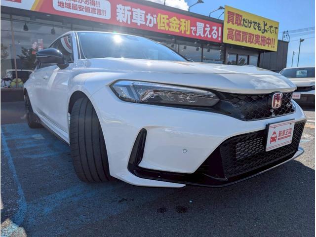 シビック タイプＲ　ワンオーナー／禁煙車／バックカメラ／ホンダセンシング／ホンダコネクトディスプレイ／デジタルグラフィックメーター／ＥＴＣ２．０車載器／ＬＥＤヘッドライト／クルーズコントロール／ブラインドスポットモニター（7枚目）
