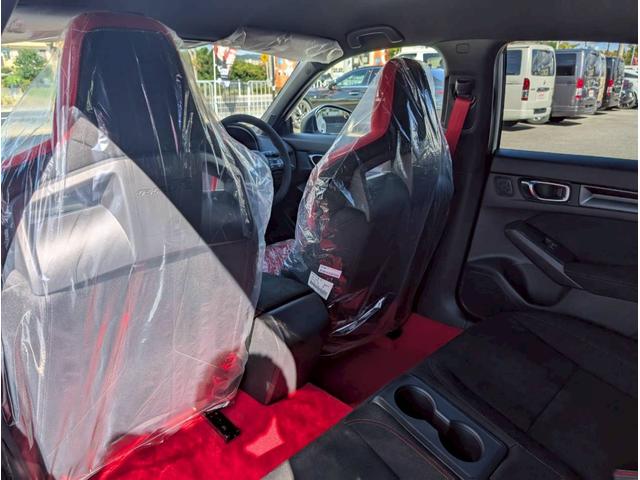 シビック タイプＲ　ワンオーナー／禁煙車／バックカメラ／ホンダセンシング／ホンダコネクトディスプレイ／デジタルグラフィックメーター／ＥＴＣ２．０車載器／ＬＥＤヘッドライト／クルーズコントロール／ブラインドスポットモニター（50枚目）