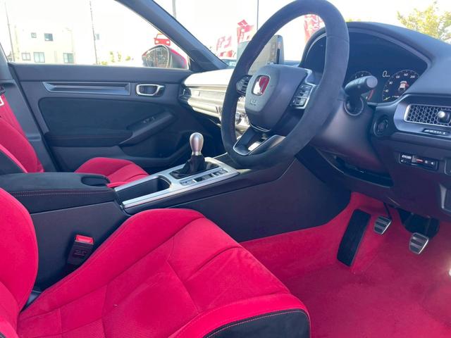 シビック タイプR ワンオーナー/禁煙車/バックカメラ/ホンダセンシング/ホンダコネクトディスプレイ/デジタルグラフィックメーター/ETC2.0車載器/LEDヘッドライト/クルーズコントロール/ブラインドスポットモニター(39枚目)