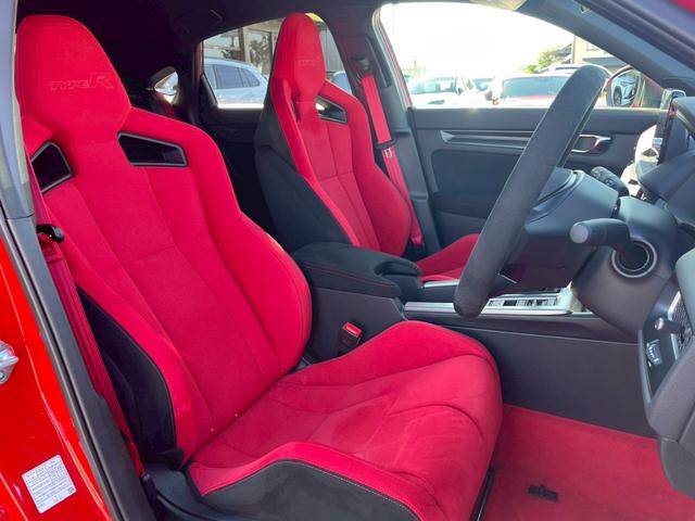 シビック タイプR ワンオーナー/禁煙車/バックカメラ/ホンダセンシング/ホンダコネクトディスプレイ/デジタルグラフィックメーター/ETC2.0車載器/LEDヘッドライト/クルーズコントロール/ブラインドスポットモニター(41枚目)