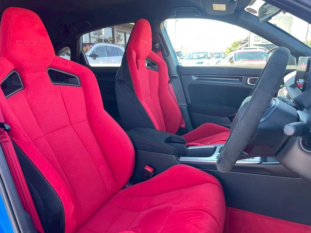 シビック タイプR ワンオーナー/禁煙車/バックカメラ/ホンダセンシング/ホンダコネクトディスプレイ/デジタルグラフィックメーター/ETC2.0車載器/LEDヘッドライト/クルーズコントロール/ブラインドスポットモニター(39枚目)