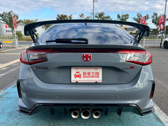 HONDA CIVIC TYPE R