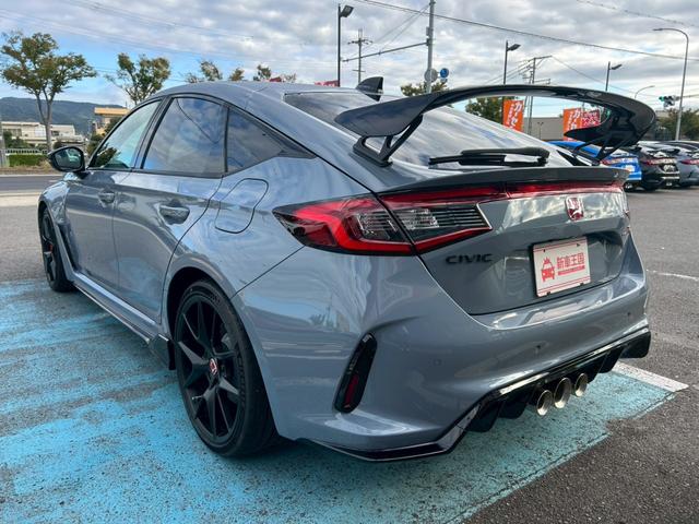 HONDA CIVIC TYPE R