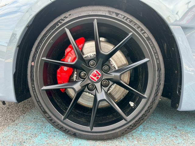 HONDA CIVIC TYPE R