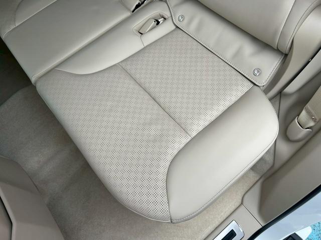 ランドクルーザー VX リアエンターテイメント/空気圧センサー/クールボックス/ルーフレール/サンルーフ/JBLサウンドシステム/フルモデリスタエアロ/寒冷地仕様/パノラミックビューモニター/電動リアデフロック/内装ベージュ(66枚目)