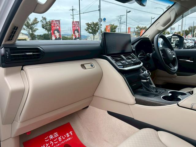 ランドクルーザー VX リアエンターテイメント/空気圧センサー/クールボックス/ルーフレール/サンルーフ/JBLサウンドシステム/フルモデリスタエアロ/寒冷地仕様/パノラミックビューモニター/電動リアデフロック/内装ベージュ(69枚目)