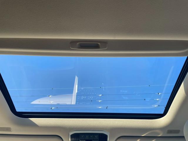 当店は新車、高年式特選中古車常時在庫50台以上!!アルファード、ヴェルファイア、VOXYなど国産オールメーカーお取り扱いございますので、在庫の有無の確認や気になる点があればお気軽にお問合せ下さい!!