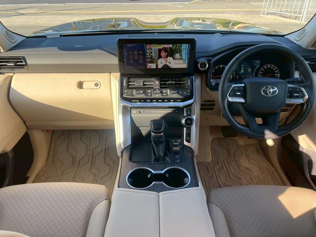 ★ボディガラスコーティング★時間をかけて丁寧にポリッシャーで磨き上げた後、専用のガラス系被膜剤でコーティングし、、ボデイ全体をさらにピカピカに仕上げます!