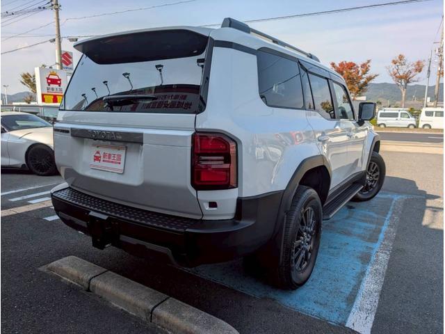 ランドクルーザー250 VX 12.3インチディスプレイオーディオ/パノラミックビューモニター/デジタルインナーミラー/ブラインドスポットモニター/トヨタチームメイト/ヒッチメンバー/ムーンルーフ/純正18インチアルミホイール(10枚目)