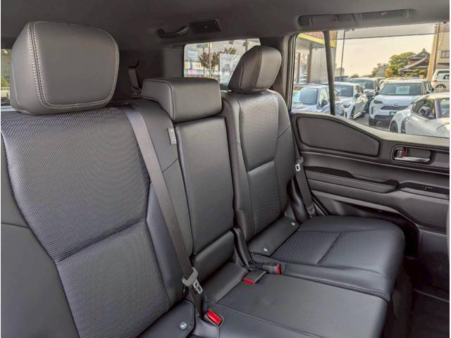 ランドクルーザー250 VX 12.3インチディスプレイオーディオ/パノラミックビューモニター/デジタルインナーミラー/ブラインドスポットモニター/トヨタチームメイト/ヒッチメンバー/ムーンルーフ/純正18インチアルミホイール(49枚目)