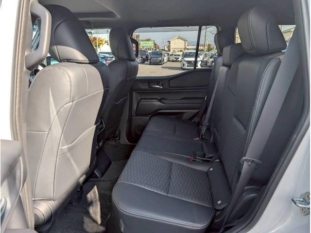 ランドクルーザー250 VX 12.3インチディスプレイオーディオ/パノラミックビューモニター/デジタルインナーミラー/ブラインドスポットモニター/トヨタチームメイト/ヒッチメンバー/ムーンルーフ/純正18インチアルミホイール(56枚目)