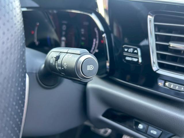 ＮＸ ＮＸ３５０ｈ　Ｆスポーツ　後席電動格納シート／パノラマルーフ／デジタルインナーミラー／３眼ＬＥＤヘッドライト／後席シートヒーター／ルーフレール／ワンオーナー／純正２０インチアルミ／ブラインドスポットモニター／内装レッド／ＥＴＣ（27枚目）