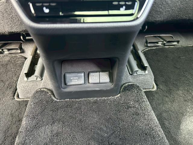 ＮＸ ＮＸ３５０ｈ　Ｆスポーツ　後席電動格納シート／パノラマルーフ／デジタルインナーミラー／３眼ＬＥＤヘッドライト／後席シートヒーター／ルーフレール／ワンオーナー／純正２０インチアルミ／ブラインドスポットモニター／内装レッド／ＥＴＣ（48枚目）